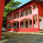 Ubatuba\'S Surf Colonia De Ferias