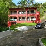 Ubatuba\'S Surf Colonia De Ferias